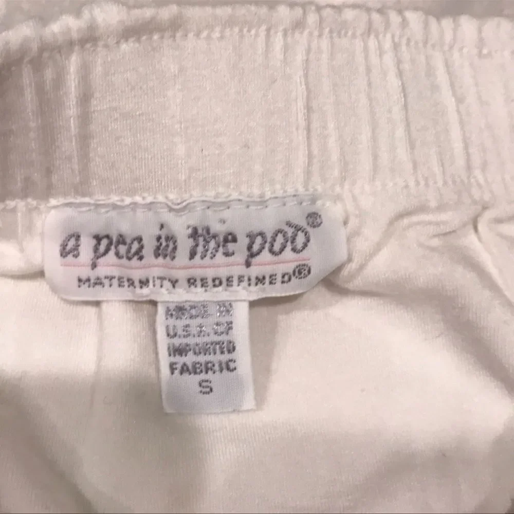 A pea in the pod white skirt